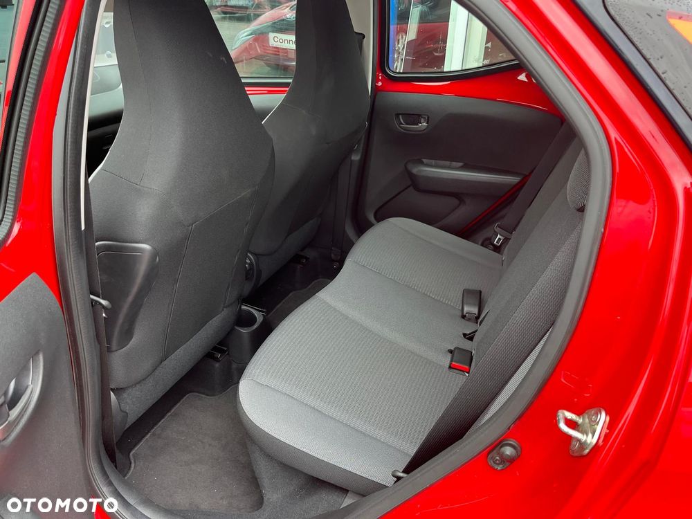 Toyota Aygo x-play - 16