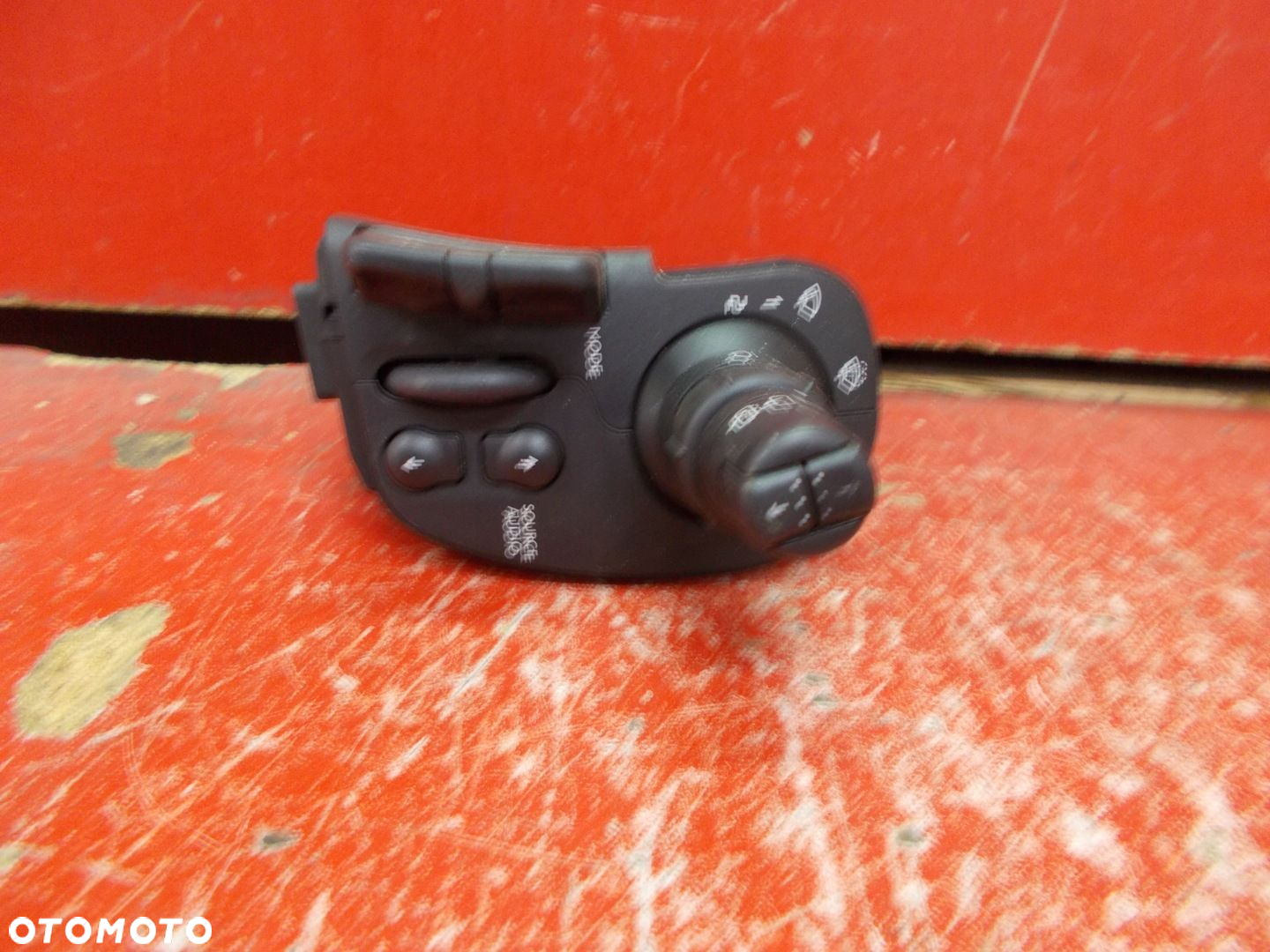 RENAULT CLIO III 06-12 88103009 PRZEŁACZNIK WYCIERACZEK RADIA KANGOO MODUS - 2