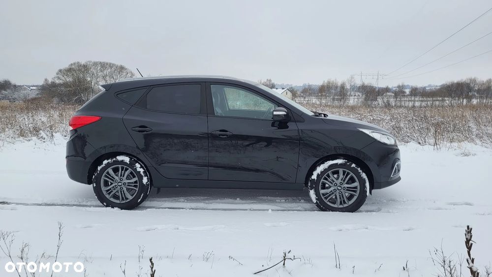 Hyundai ix35 2.0 4WD Premium - 19