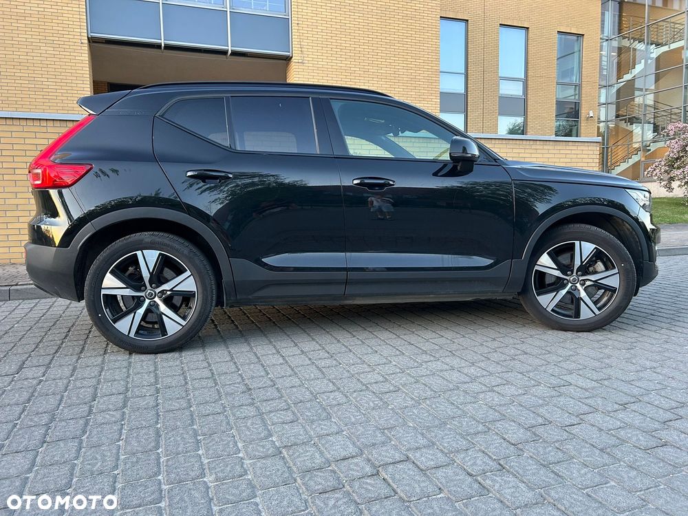 Volvo XC 40 82kWh P8 Recharge AWD Plus - 4