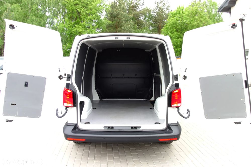 Volkswagen Transporter T6 Automat  2.0 TDI 150 KM L1H1 Klima Webasto - 11