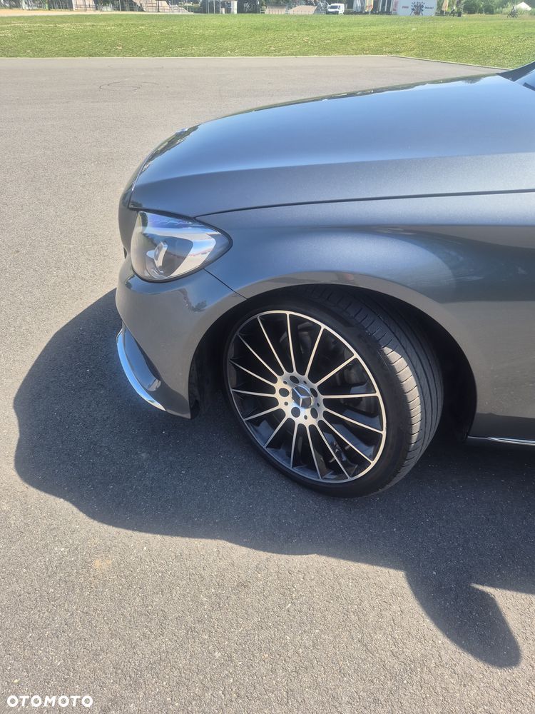 Mercedes-Benz Klasa C 300 7G-TRONIC - 16
