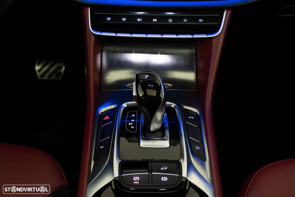 MG EHS 1.5 T-GDI Plug-in Hybrid Luxury - 23