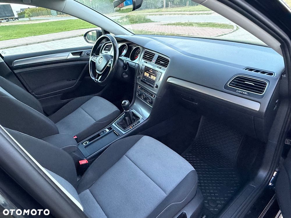 Volkswagen Golf 1.6 BlueTDI Comfortline - 19