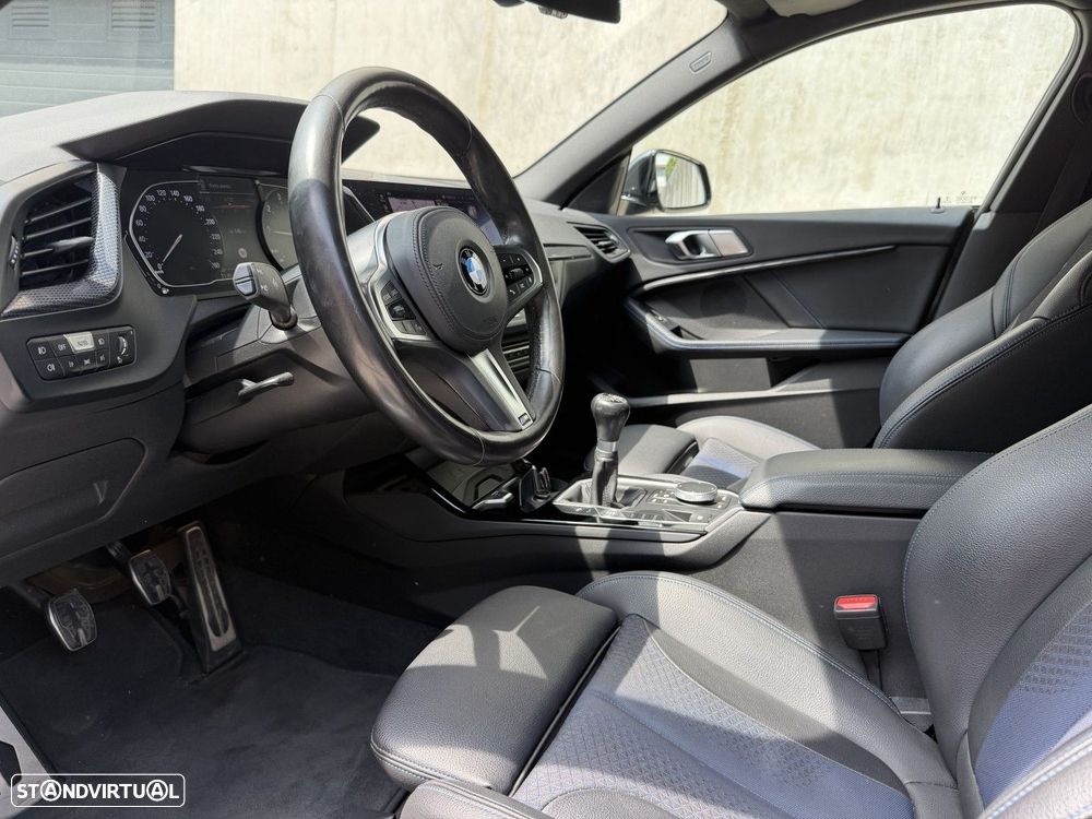 BMW 218 Gran Coupé — fotografia 9