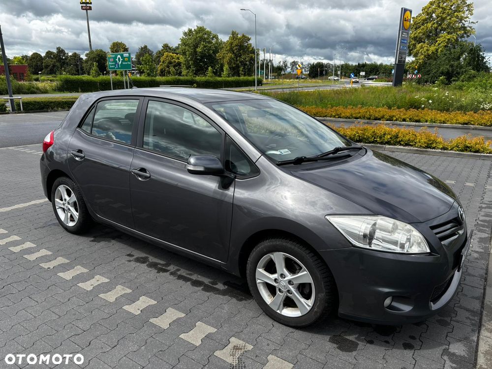 Toyota Auris 1.6 Sol - 4