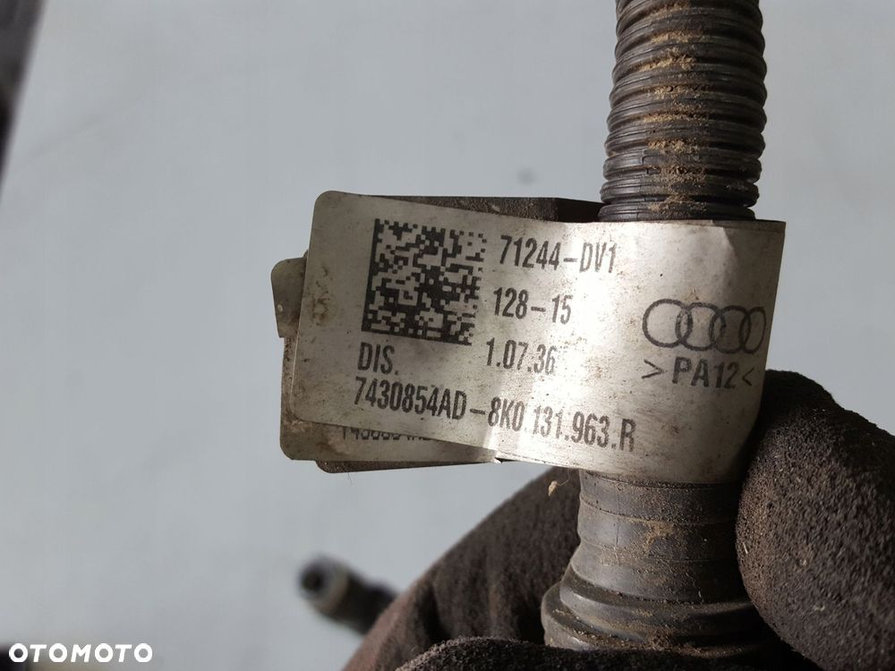 AUDI A4 B8 LIFT 11-15r 2.0 TDI CNH PRZEWODY WĘŻE RURKI ADBLUE 8K0131963R - 2