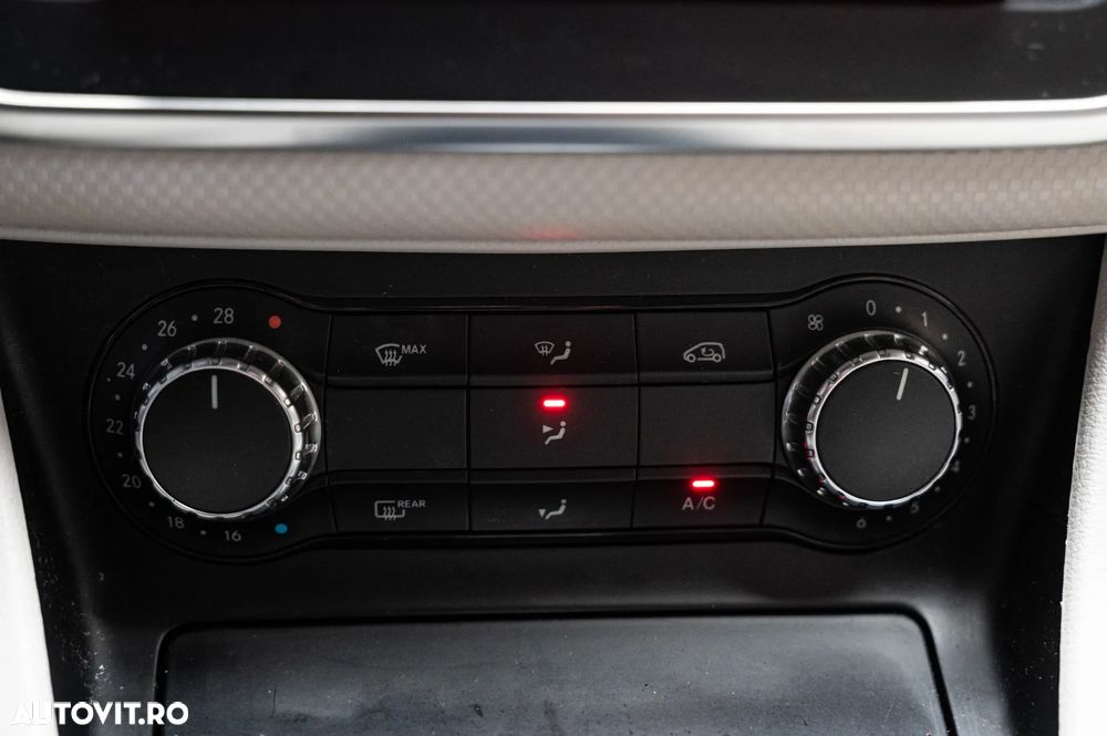 Mercedes-Benz A 180 CDI BlueEfficiency 7G-DCT - 14