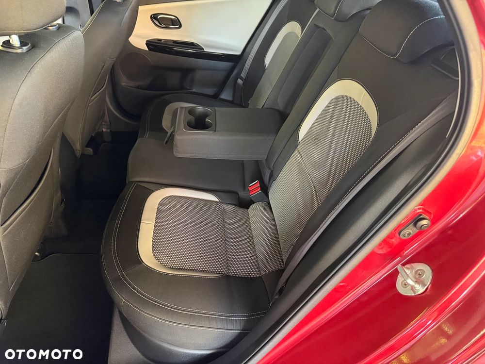 Kia Ceed 1.6 GDI DCT Platinum Edition - 33