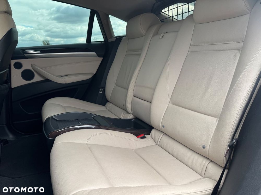 BMW X6 - 22