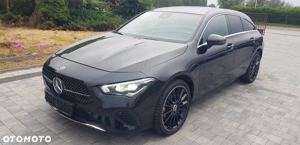 Mercedes-Benz CLA 250 e 8G-DCT AMG Line - 3