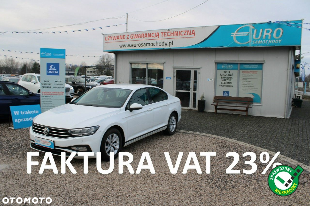 Volkswagen Passat - 2