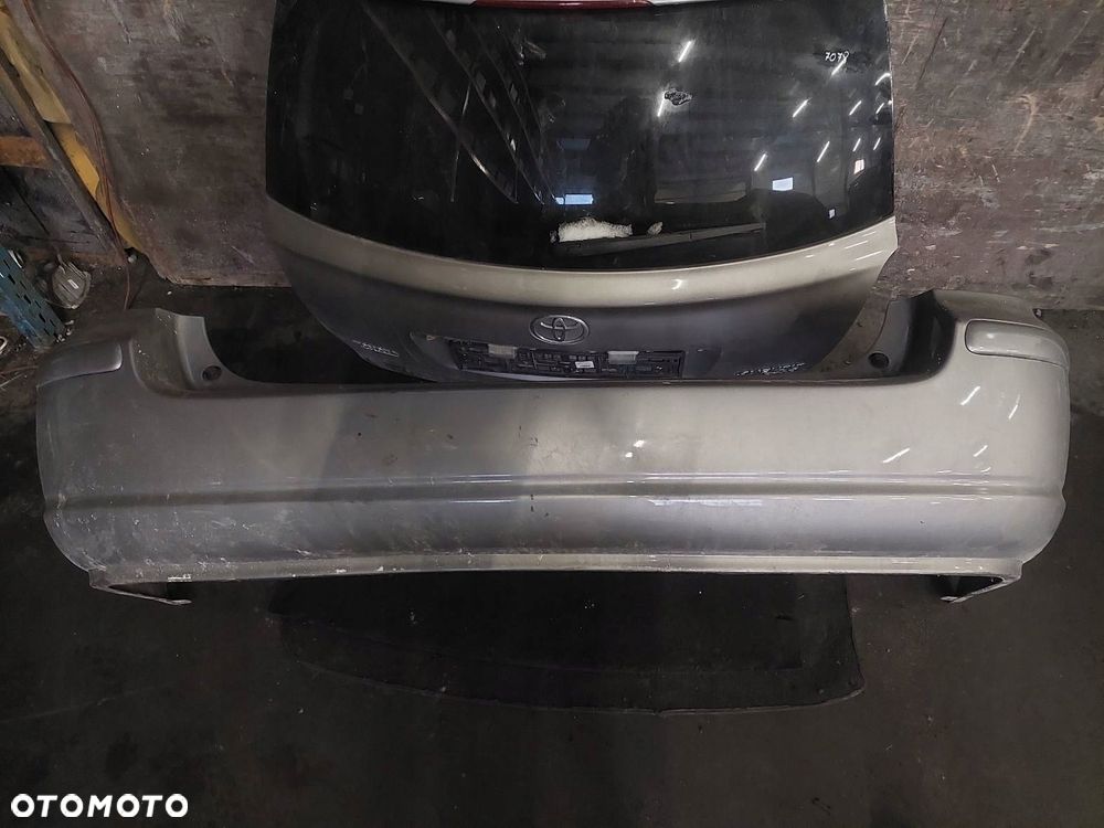 KOMPLETNY TYŁ KLAPA BAGAŻNIKA ZDERZAK TYŁ LAMPY AVENSIS T25 KOMBI 4S0 - 5