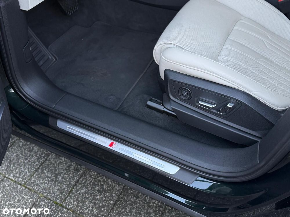 Audi e-tron 55 Quattro S Line - 16