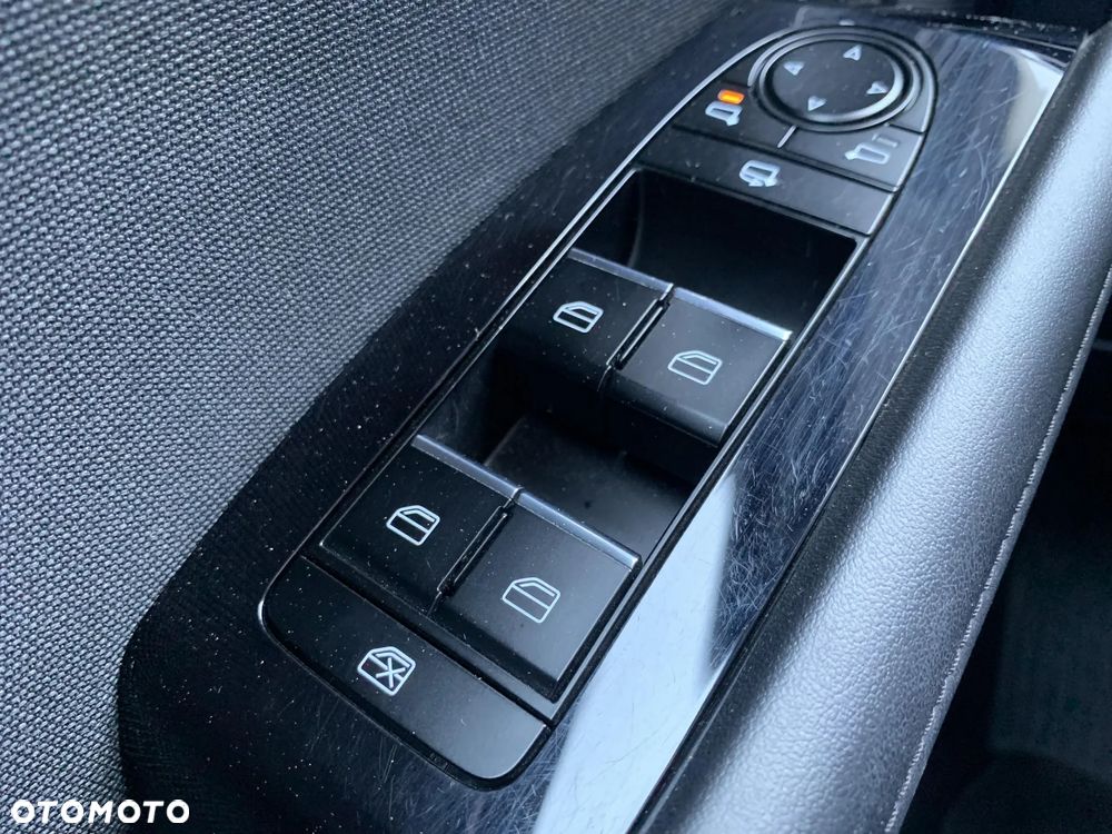 Mazda 3 2.0 mHEV Exclusive Line - 12