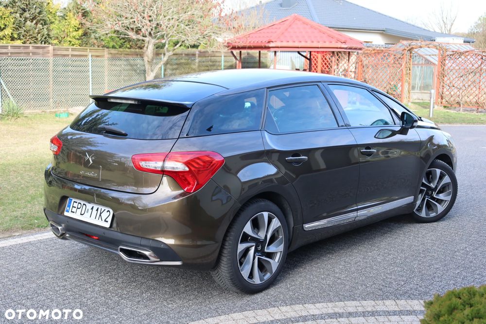 Citroën DS5 2.0 HDi SportChic - 4