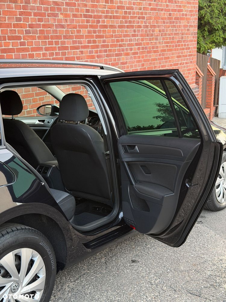 Volkswagen Golf 1.6 TDI BlueMotion Trendline - 24
