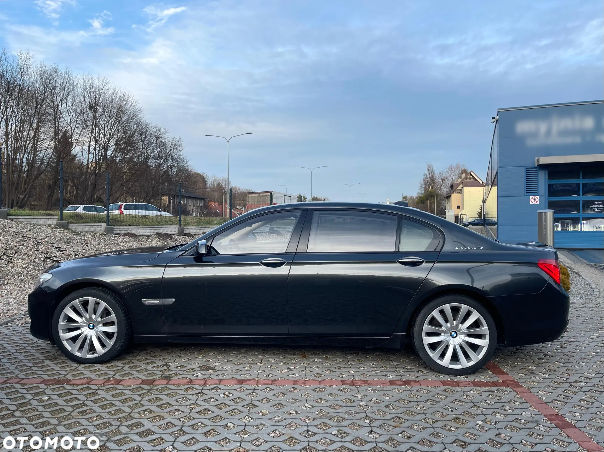 BMW Seria 7 750Li - 11