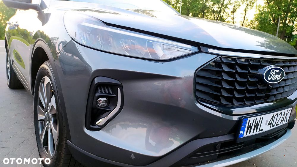 Ford Escape 2.0 EcoBoost AWD Titanium - 19
