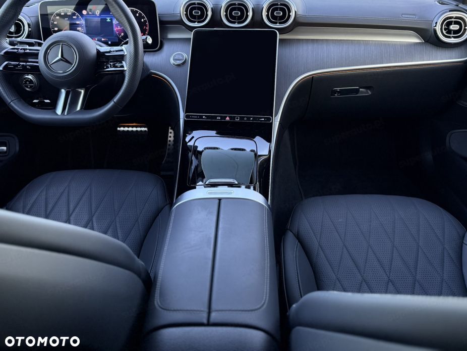 Mercedes-Benz CLE - 7