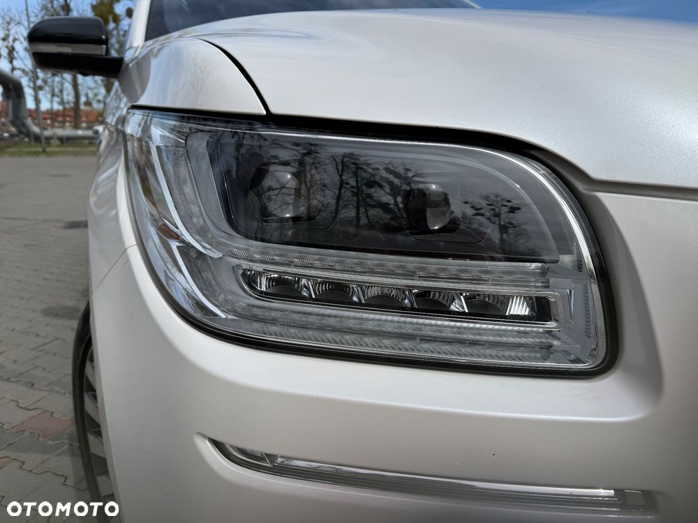 Lincoln Navigator - 3