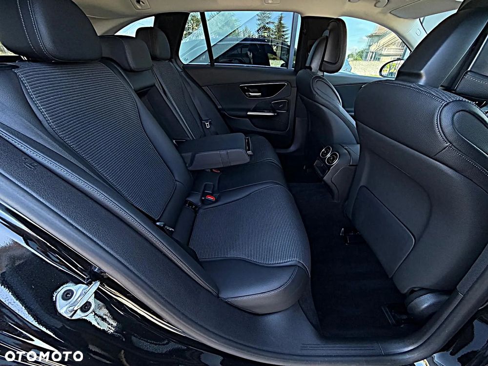 Mercedes-Benz Klasa C 220 d 9G-TRONIC 4Matic Avantgarde - 20