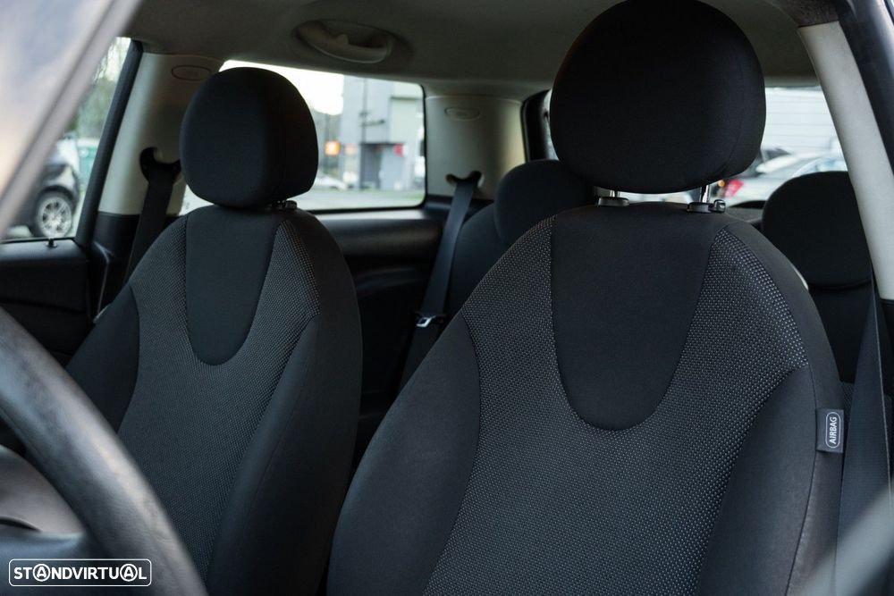 MINI 3 Portas One 1.6 - 9