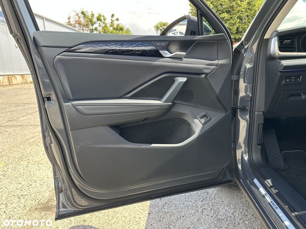 Volkswagen Tayron 2.0 TSI 4Mot Elegance DSG - 12
