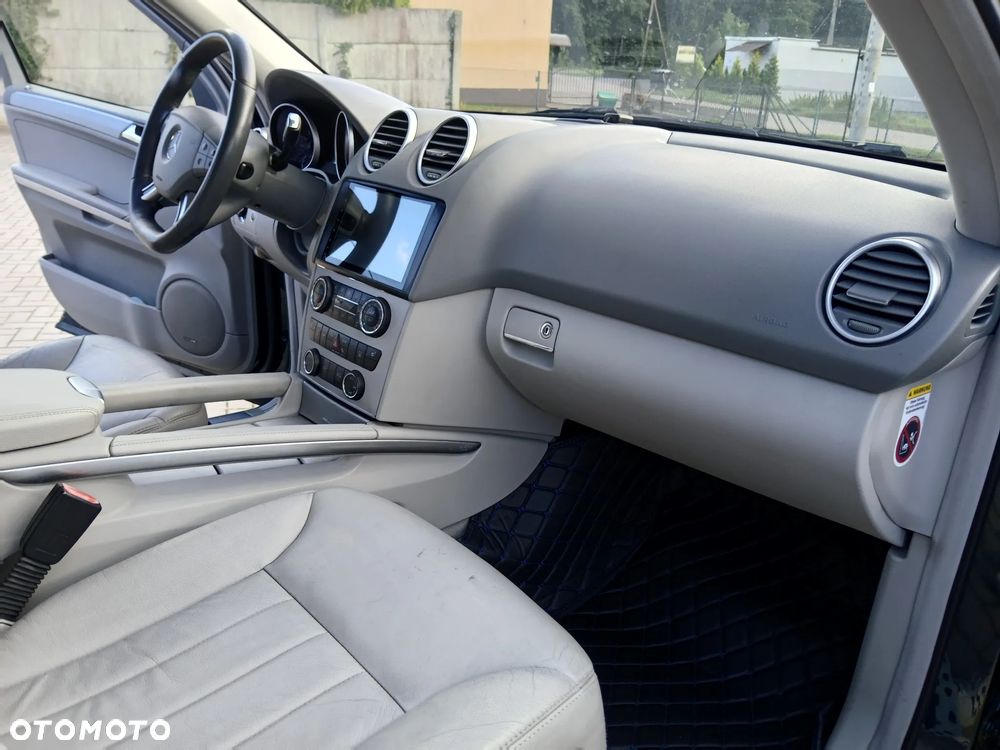 Mercedes-Benz ML 320 CDI 4-Matic - 26