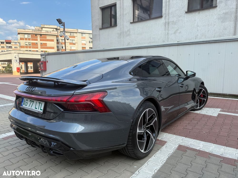 Audi e-tron GT RS quattro - 4