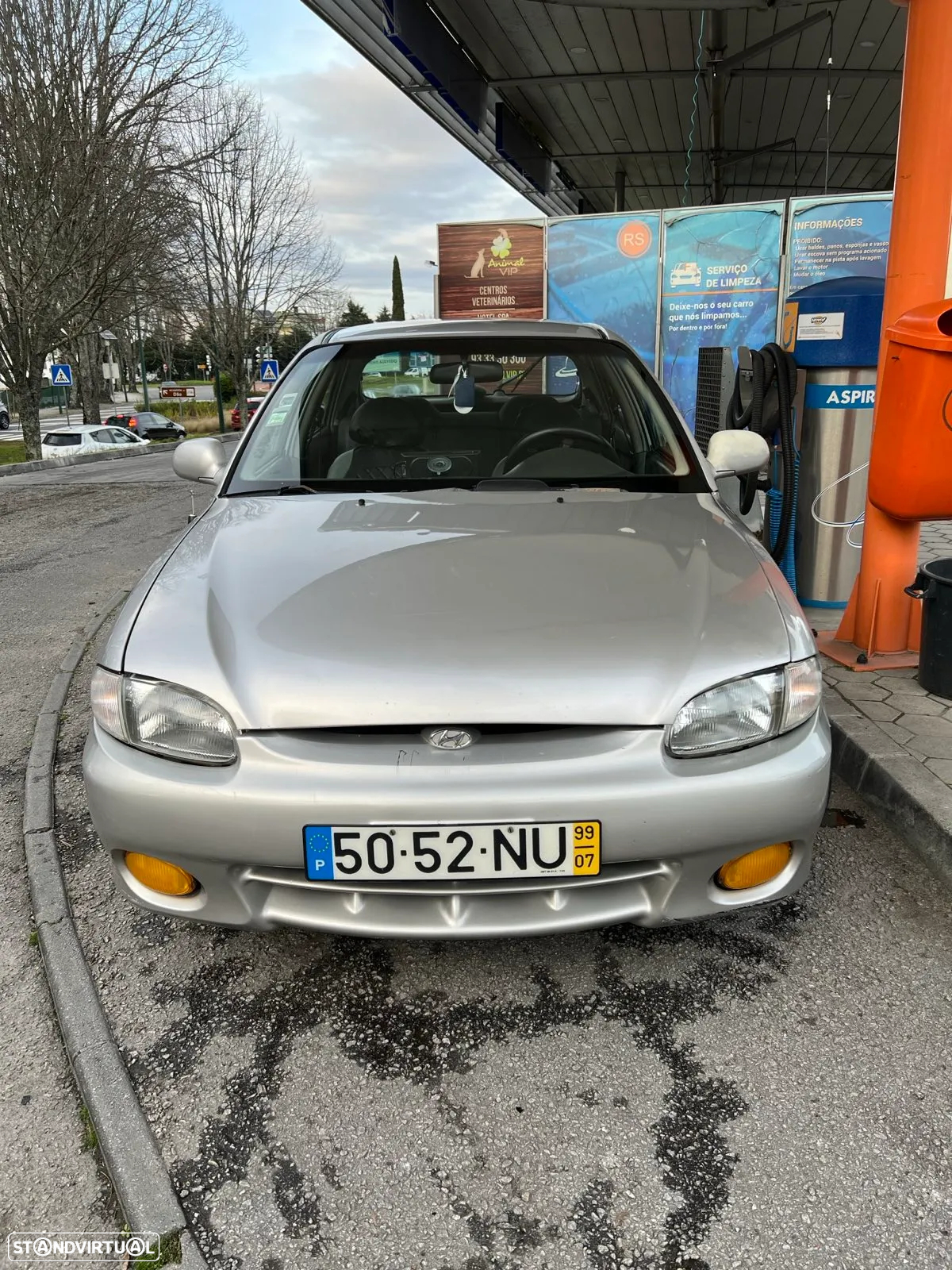 Hyundai Accent - 9