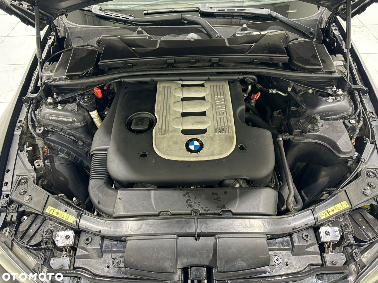 BMW Seria 3 - 34