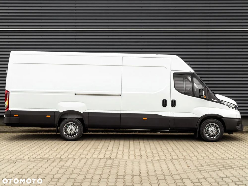 Iveco Daily 35S18HA8V 3.0 L4H2 - 4