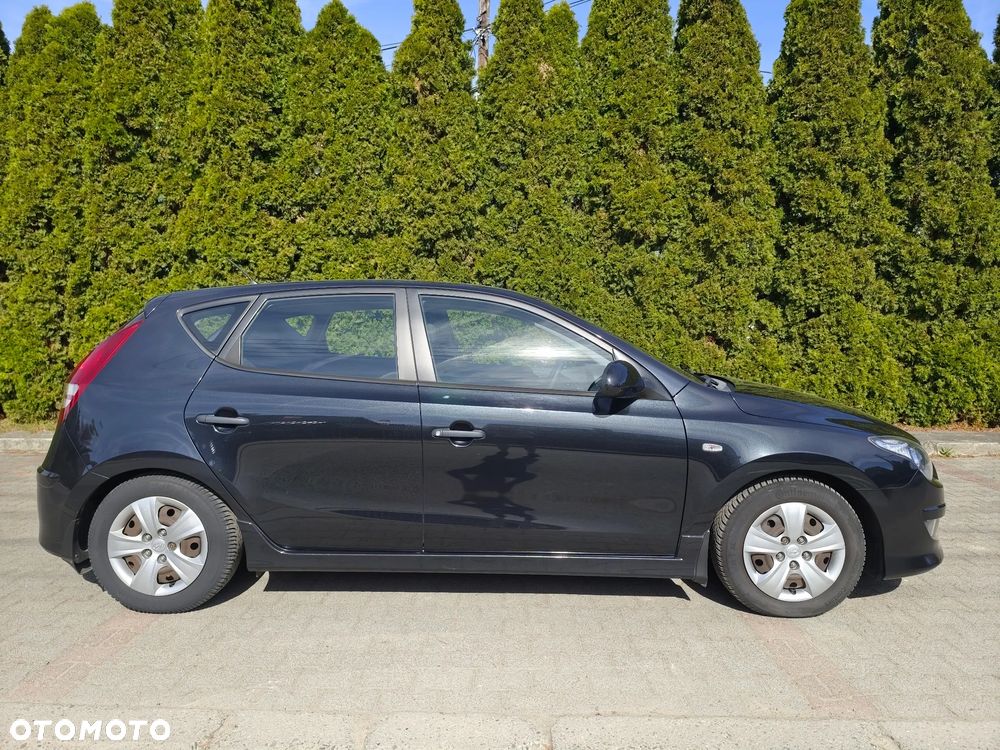 Hyundai i30 1.4 Classic - 10