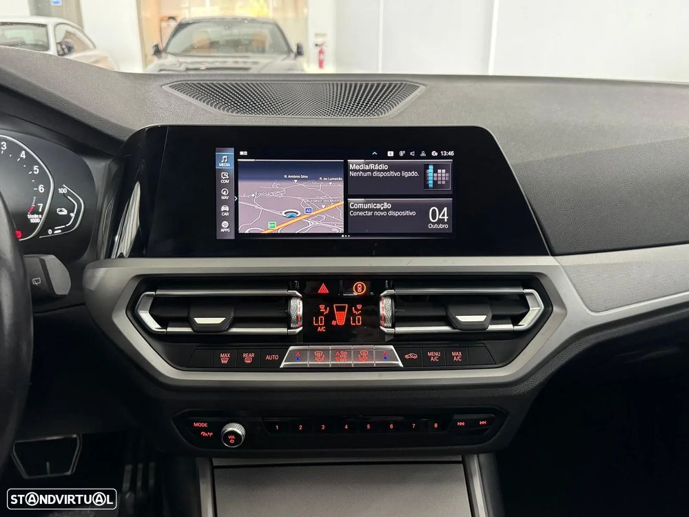 BMW 330 e Touring Pack M Auto - 21
