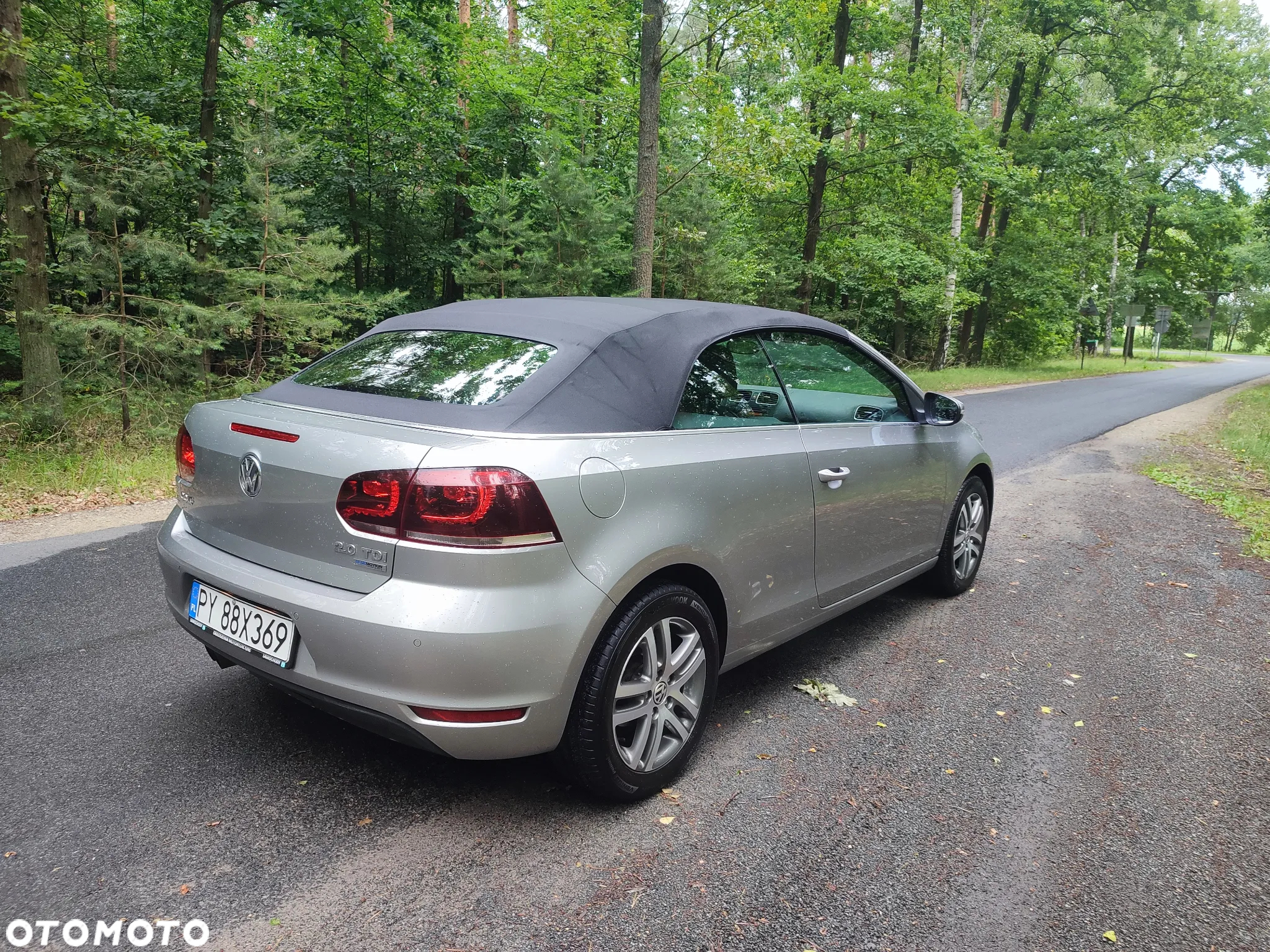 Volkswagen Golf Cabrio 2.0 TDI BlueMotion Technology Cup - 12