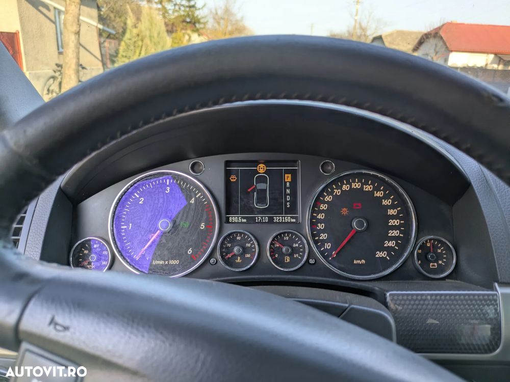 Volkswagen Touareg 3.0 V6 TDI Aut. - 7