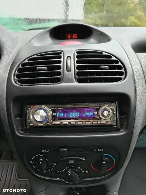 Peugeot 206 - 10