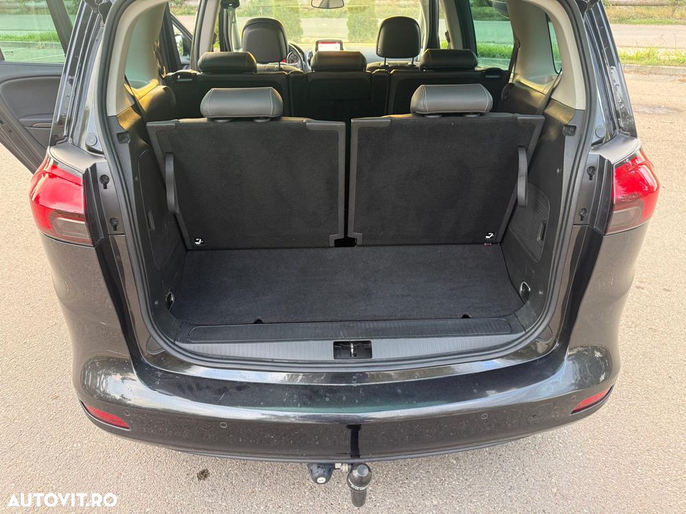 Opel Zafira Tourer 1.6 CDTI ECOTEC Start/Stop Cosmo - 10