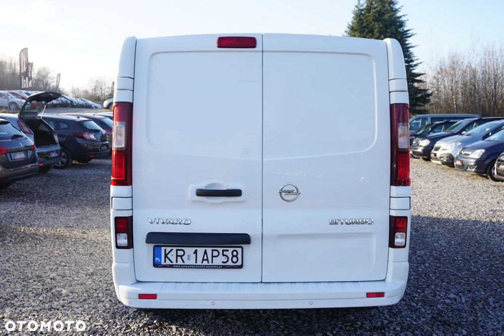 Opel Vivaro - 5