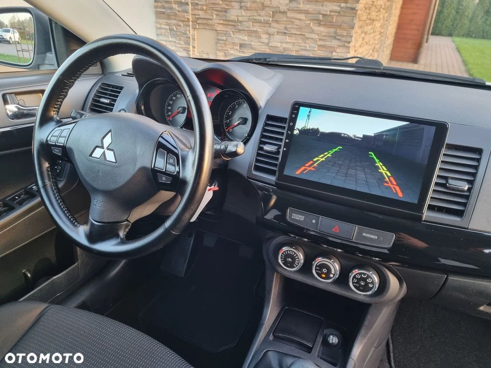 Mitsubishi Lancer - 7