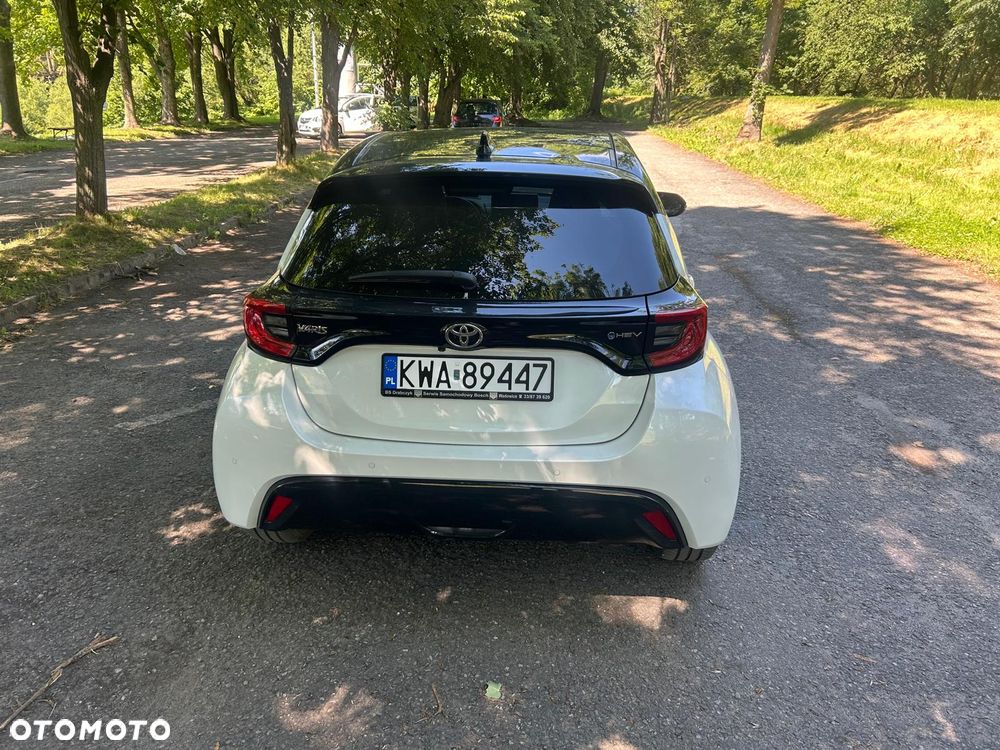 Toyota Yaris Hybrid 1.5 Executive - 10