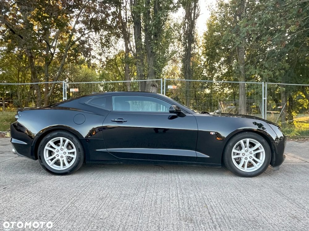 Chevrolet Camaro Coupe 2.0 - 3