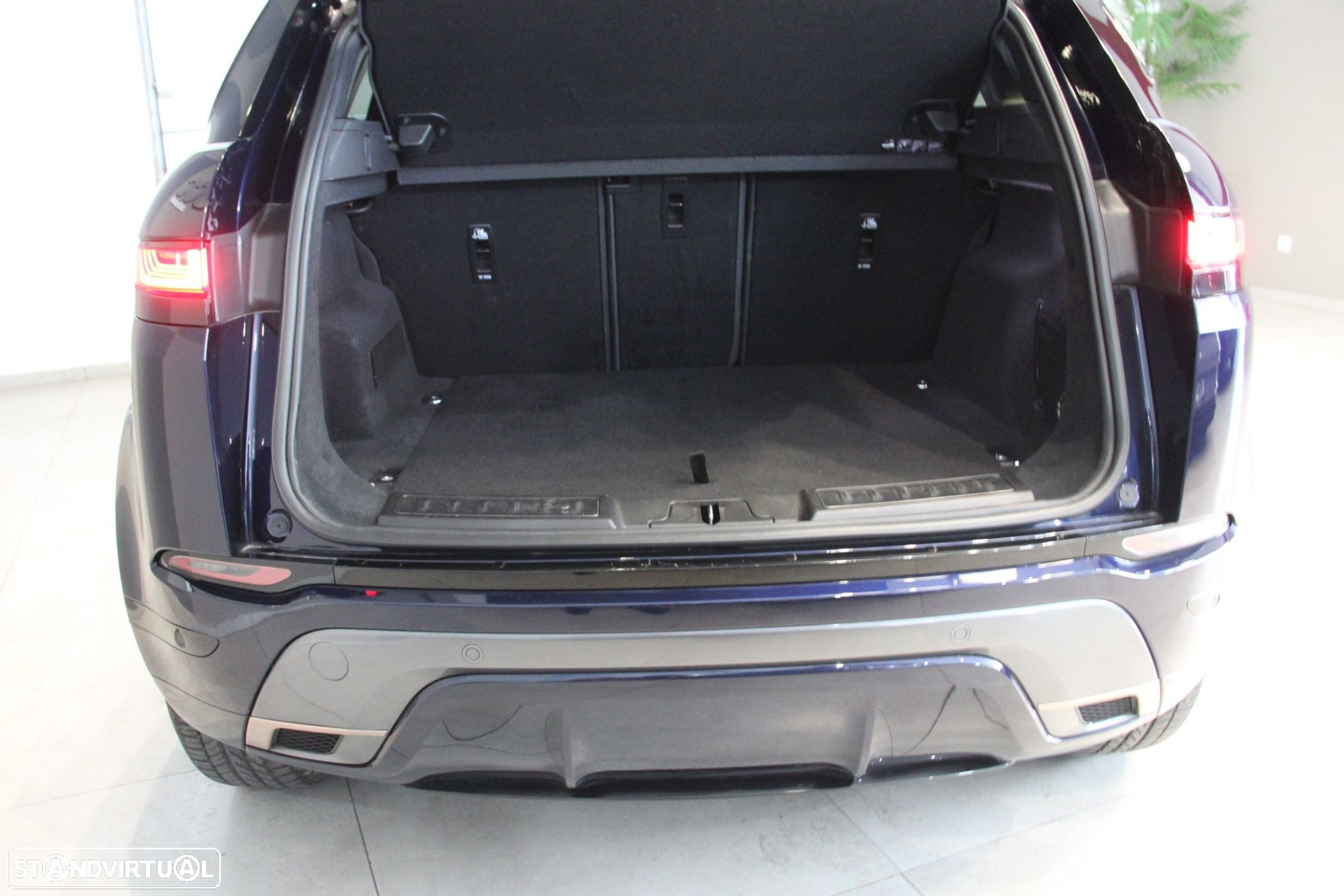 Land Rover Range Rover Evoque 1.5 P160 R-Dynamic SE Auto - 26