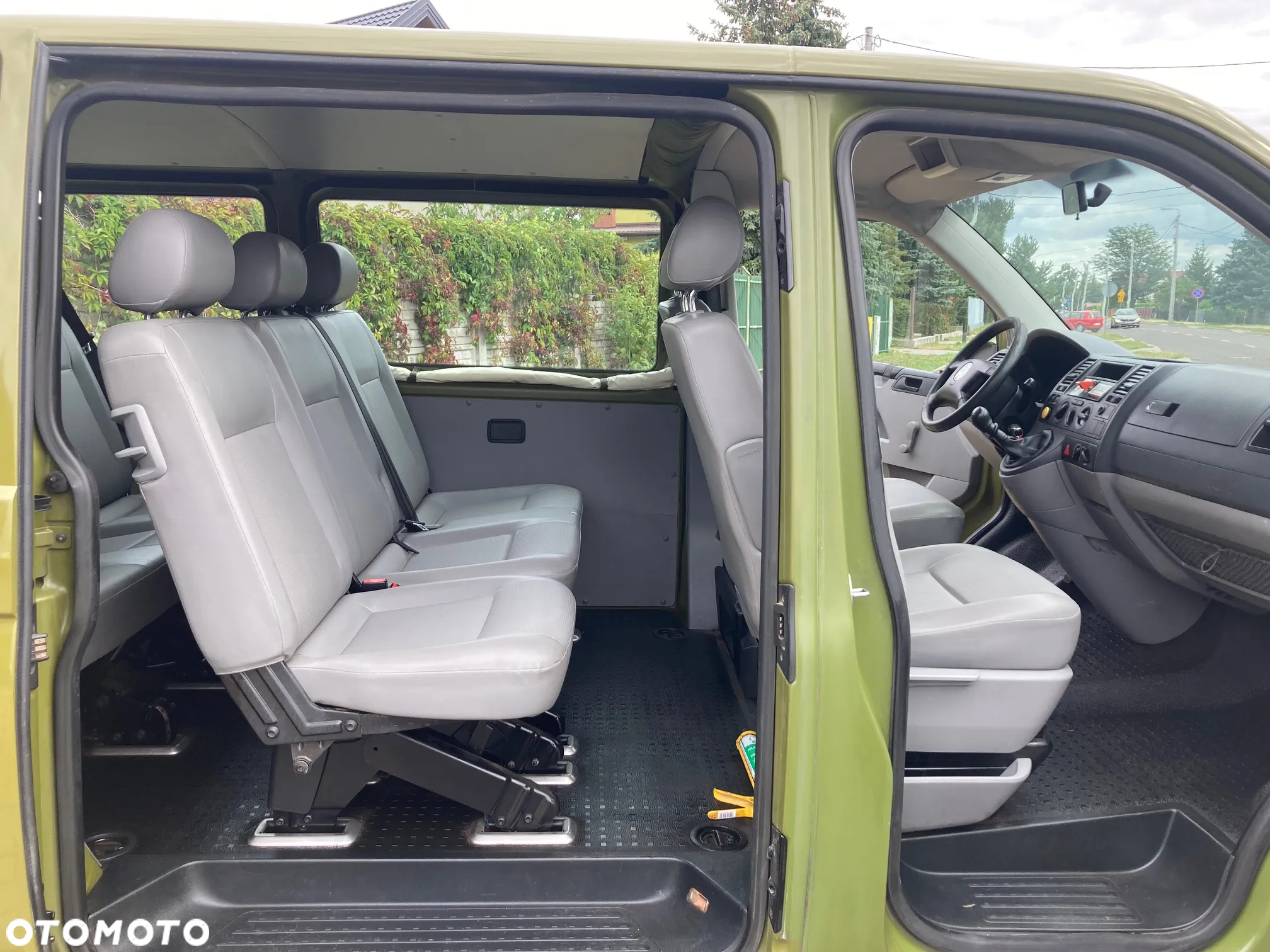 Volkswagen Transporter - 9