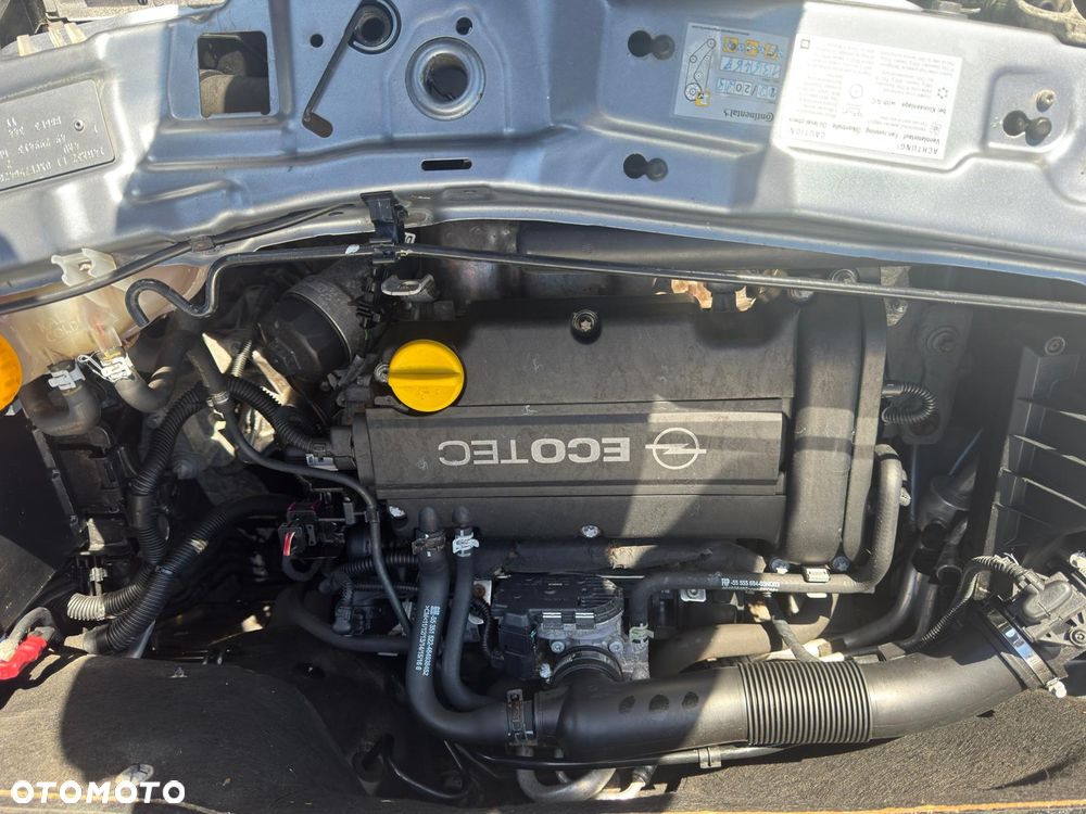 Opel Meriva 1.4 Essentia - 8