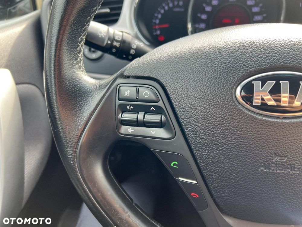 Kia Ceed Cee'd 1.6 GDI M - 19