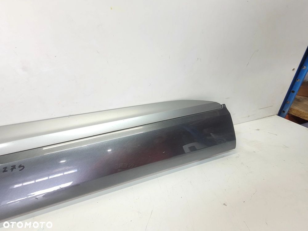 LISTWA DOLNA DRZWI PRAWY PRZÓD AUDI Q7 4M 4M0853960B LZ7S - 4