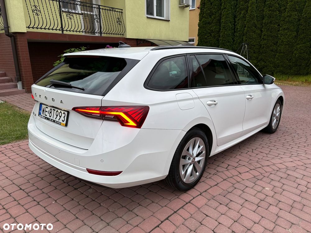 Skoda Octavia 1.5 TSI ACT Ambition - 4