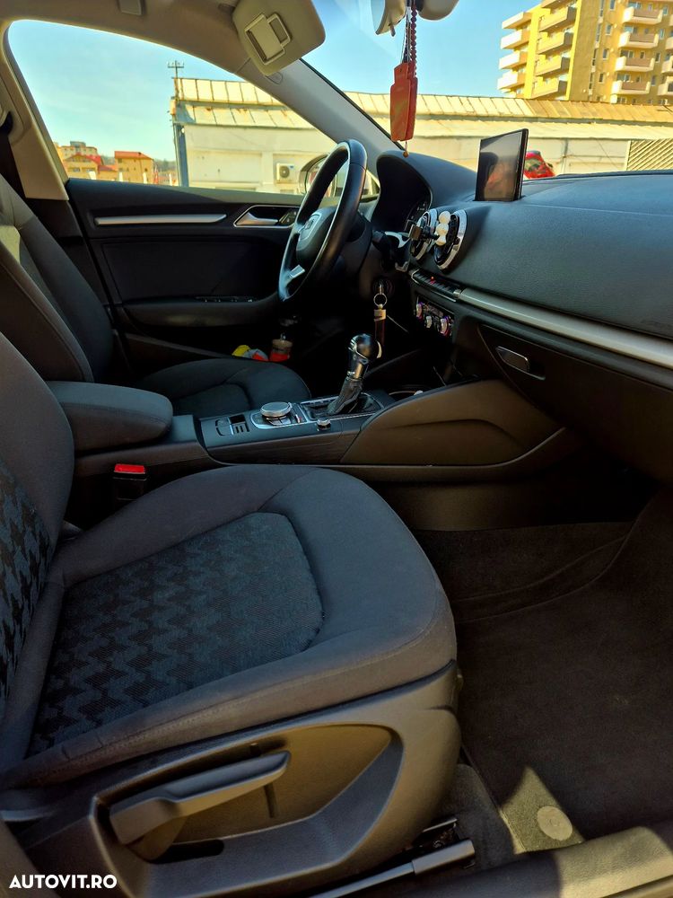 Audi A3 1.6 TDI S tronic - 6